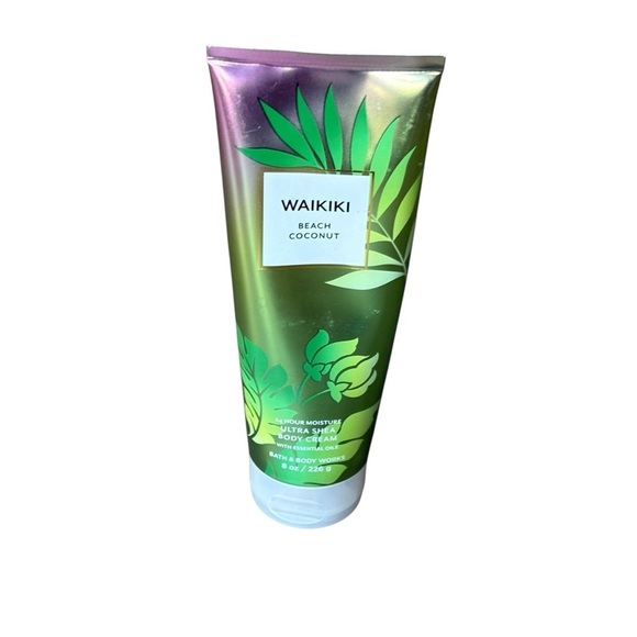 Bath & Body Works Waikiki Beach Coconut Body Cream 8 oz - Picture 2 of 4